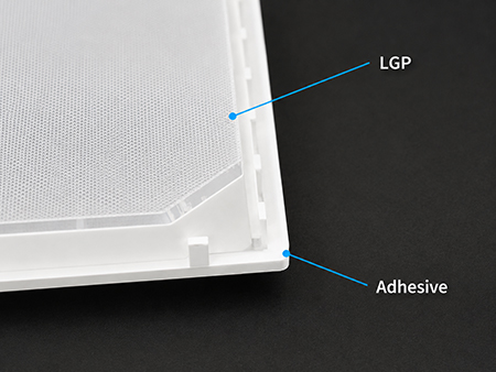 双物料双模具注塑成型背光模组