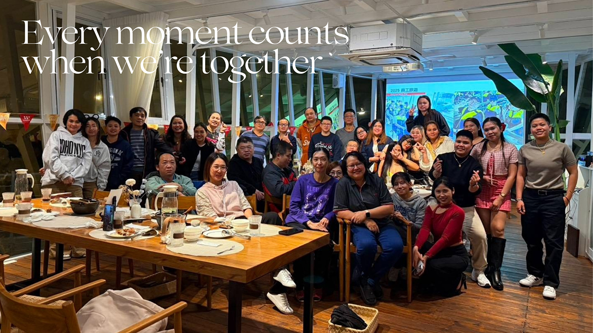 WINSTAR 2026 Year-End Celebration Group Photo 8